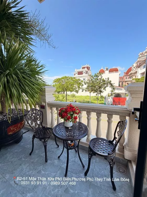 Phòng 1 giường đôi lớn - View biển